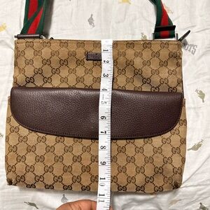 Authentic Gucci Tan and Brown Shoulder Bag with Green and Red Strap